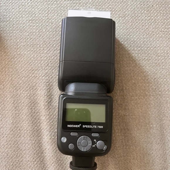 Nikon D3500 - Picture 7 of 9